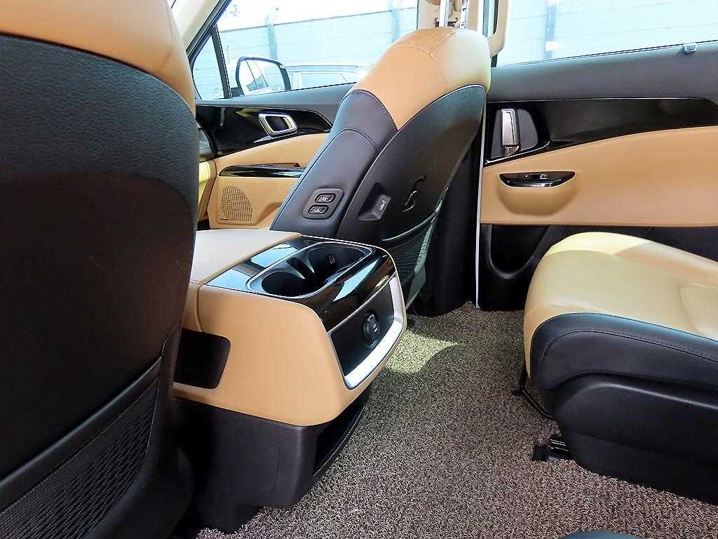 KIA Carnival 2021 Blanco - Importación desde Corea - HF Imports Iquique - Foto 15