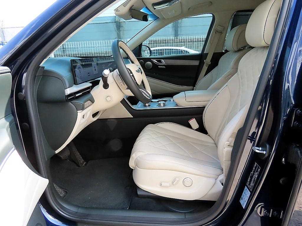 Genesis GV80 - Vista 5