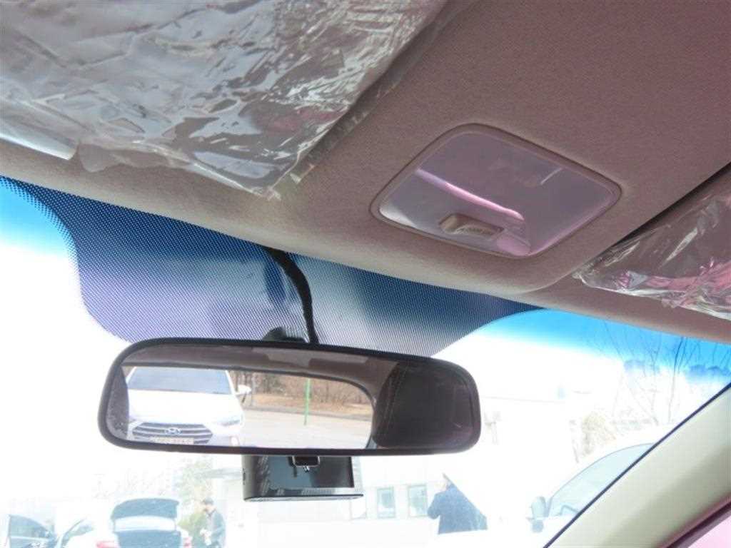 KIA Morning - Vista 11