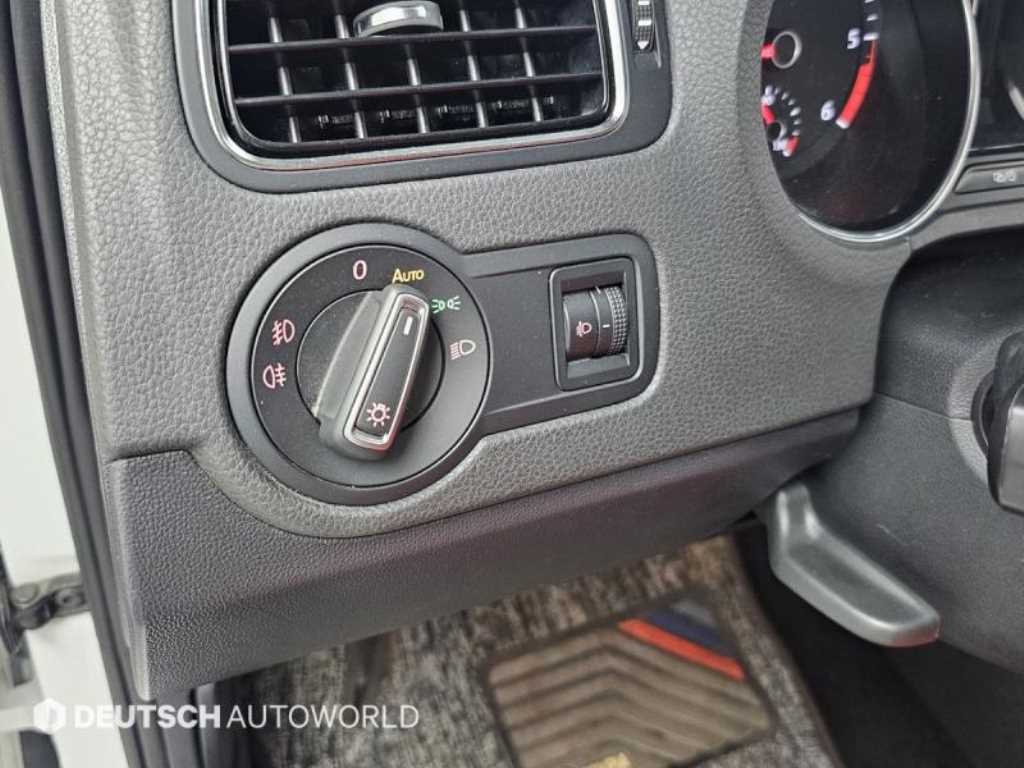 Volkswagen polo 2016 Blanco - Importación desde Corea - HF Imports Iquique - Foto 17