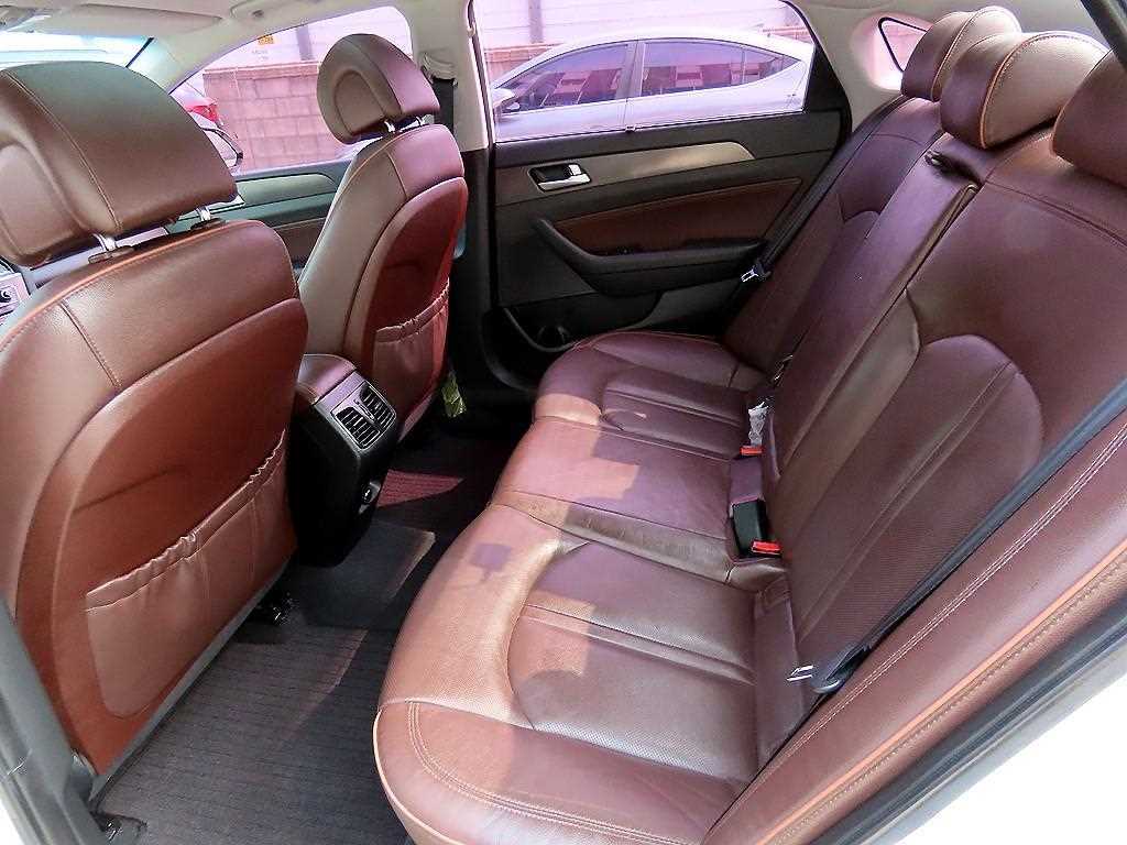 HYUNDAI Sonata - Vista 6