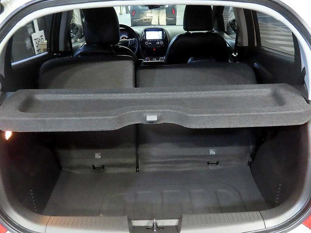 Chevrolet Spark 2019 Blanco - Importación desde Corea - HF Imports Iquique - Foto 18