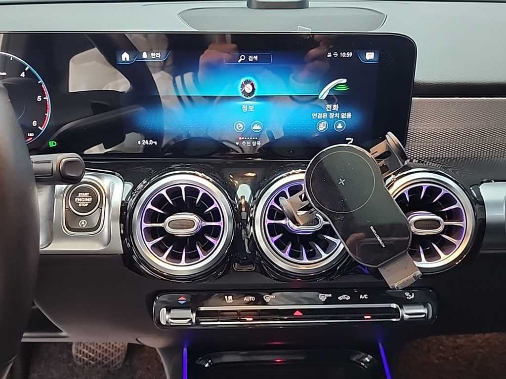 Mercedes Benz GLB Class - Vista 10