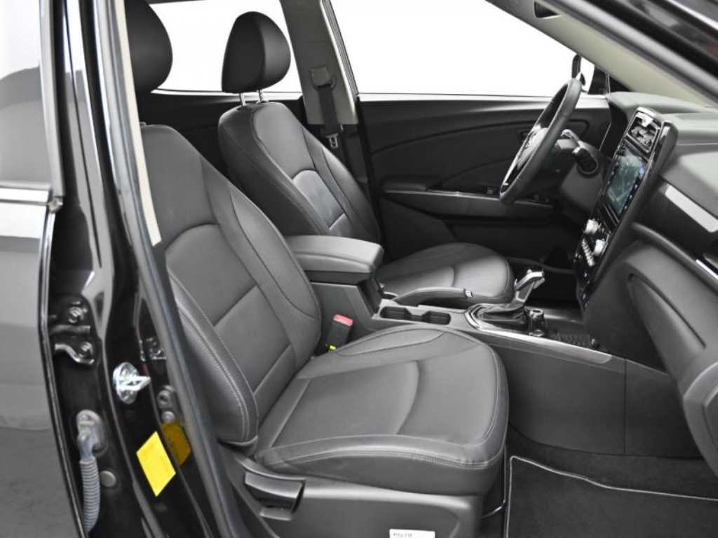 Ssangyong Tivoli - Vista 10