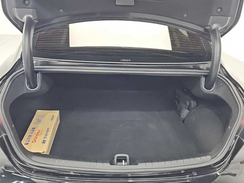 HYUNDAI Grandeur 2021 Negro - Importación desde Corea - HF Imports Iquique - Foto 18