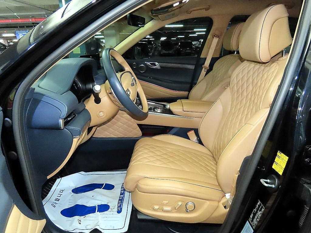 Genesis GV80 - Vista 6