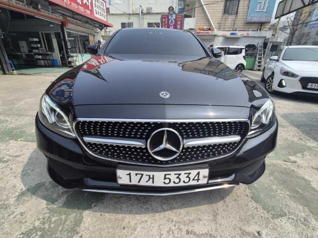Mercedes Benz E class 2017 - Importación desde Corea - HF Imports Iquique - Foto 1