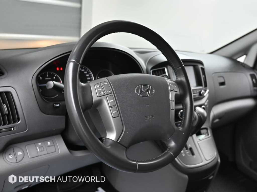 HYUNDAI Starex 2018 Gris - Importación desde Corea - HF Imports Iquique - Foto 13