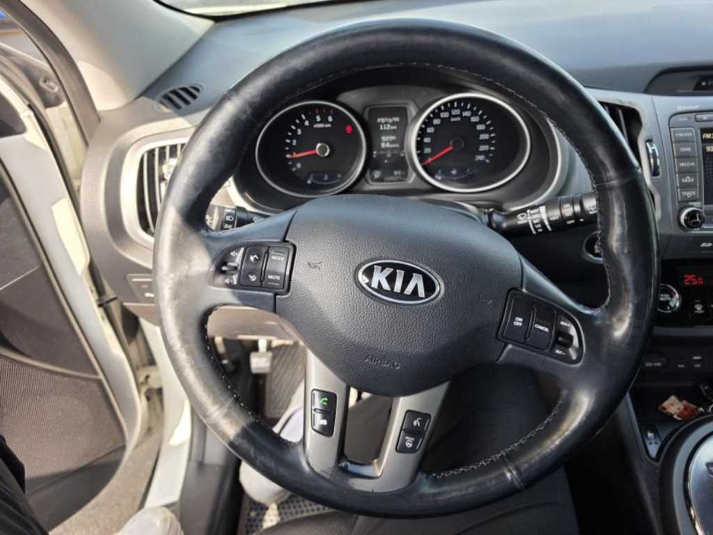 KIA Sportage - Vista 4