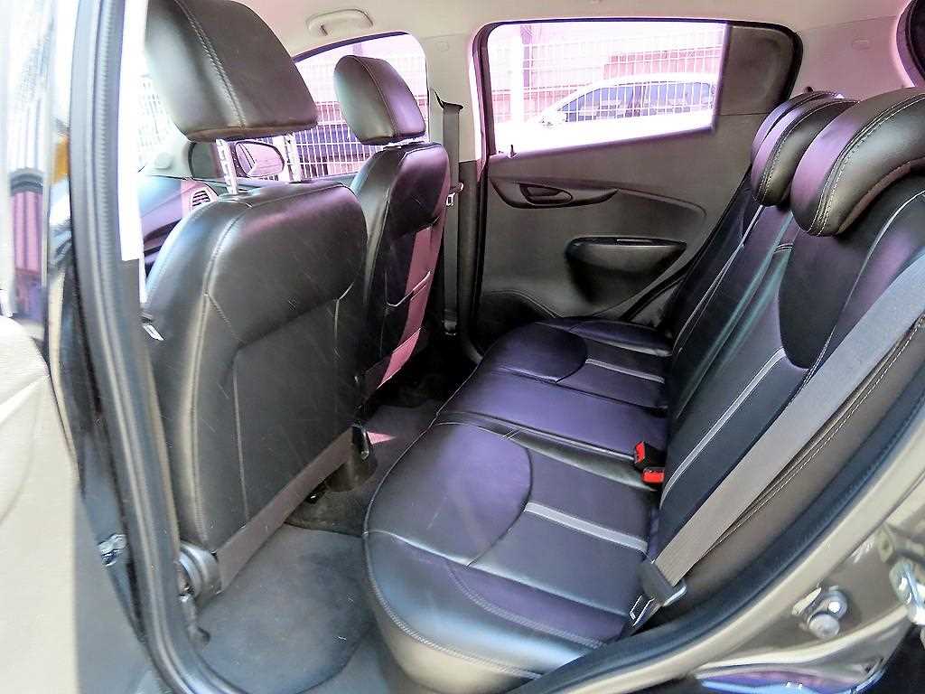 Chevrolet Spark - Vista 6