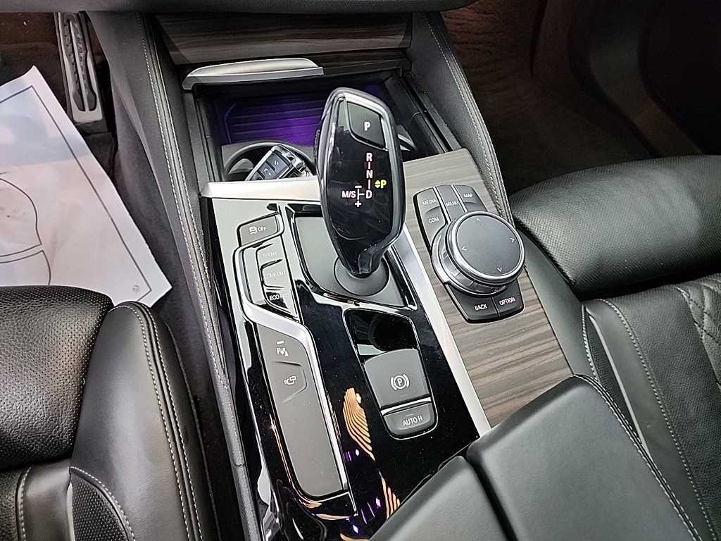 BMW 5 Series - Vista 8