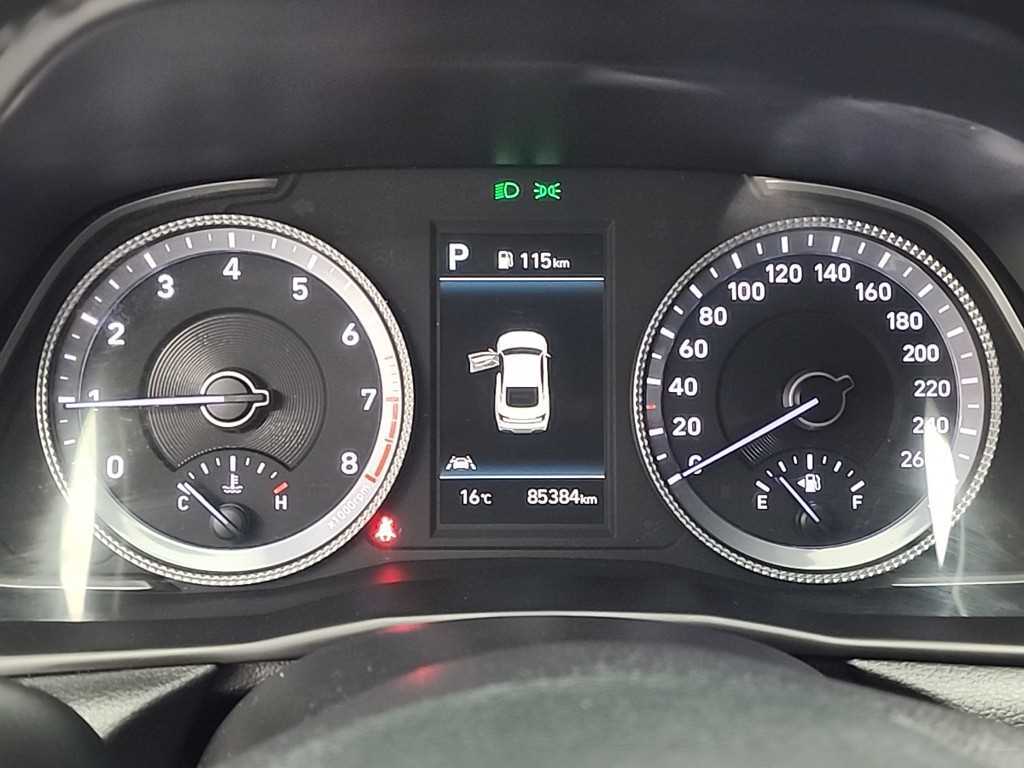 HYUNDAI Sonata - Vista 6