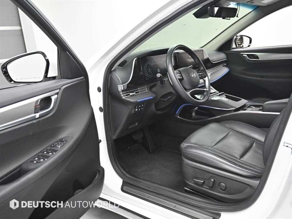 HYUNDAI Grandeur - Vista 10