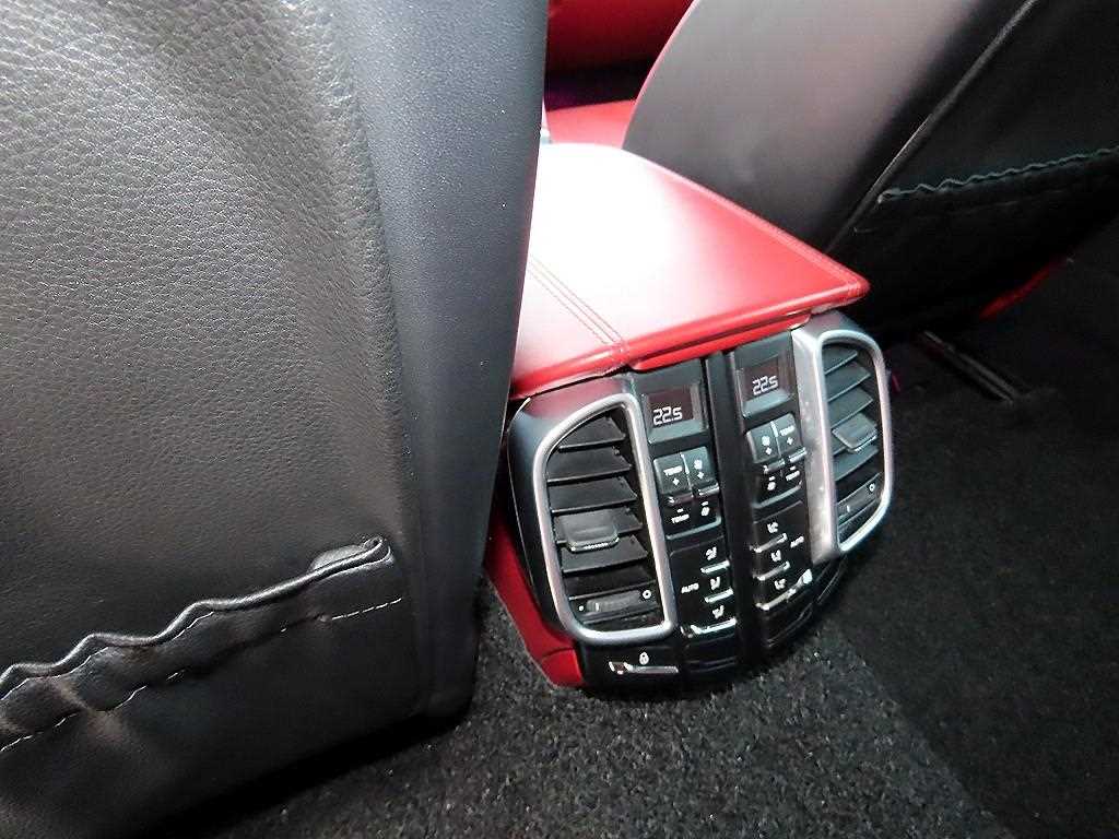 Porsche Cayenne 2016 Negro - Importación desde Corea - HF Imports Iquique - Foto 16