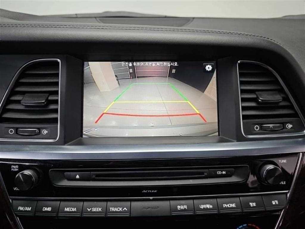 HYUNDAI Aslan - Vista 10