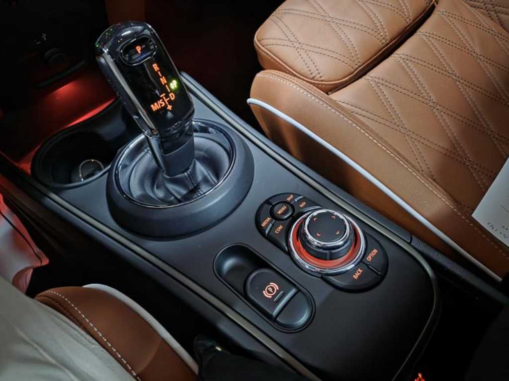 Mini Countryman - Vista 11