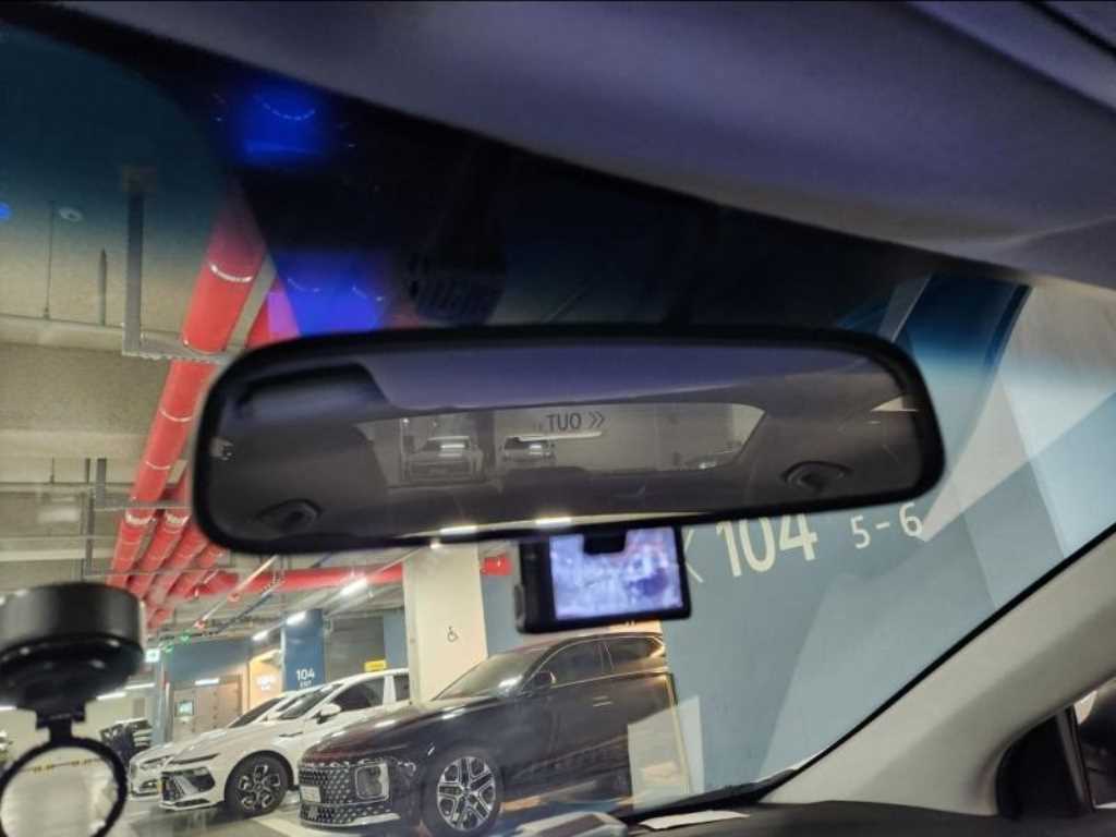 HYUNDAI Avante - Vista 12