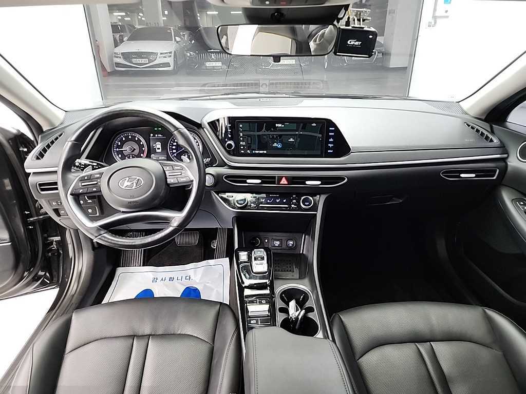 HYUNDAI Sonata - Vista 7