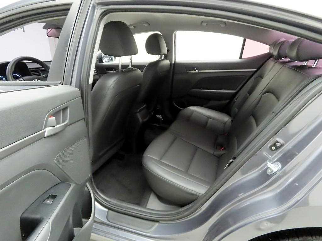 HYUNDAI Avante 2018 Gris - Importación desde Corea - HF Imports Iquique - Foto 14