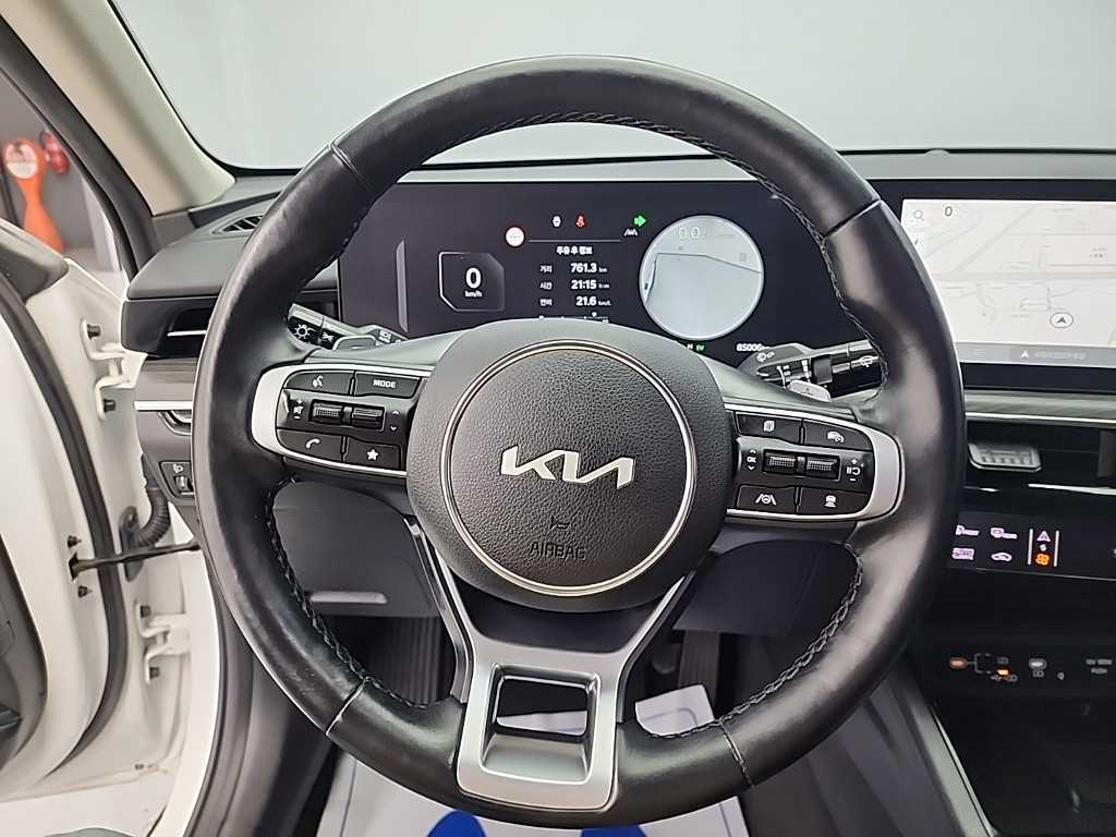 KIA K5 - Vista 9