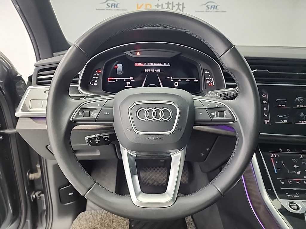 Audi Q7 - Vista 9