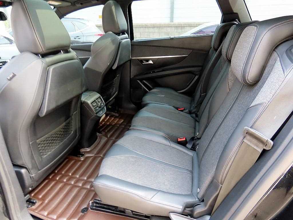 Peugeot 5008 - Vista 6