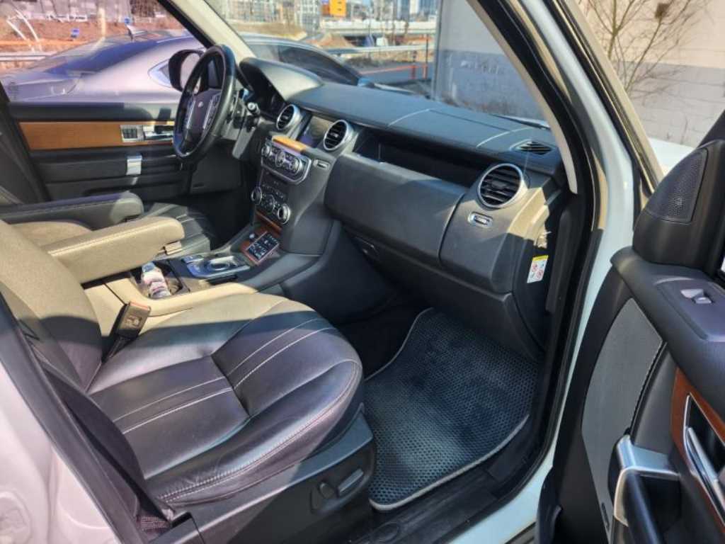 Land Rover Discovery - Vista 6