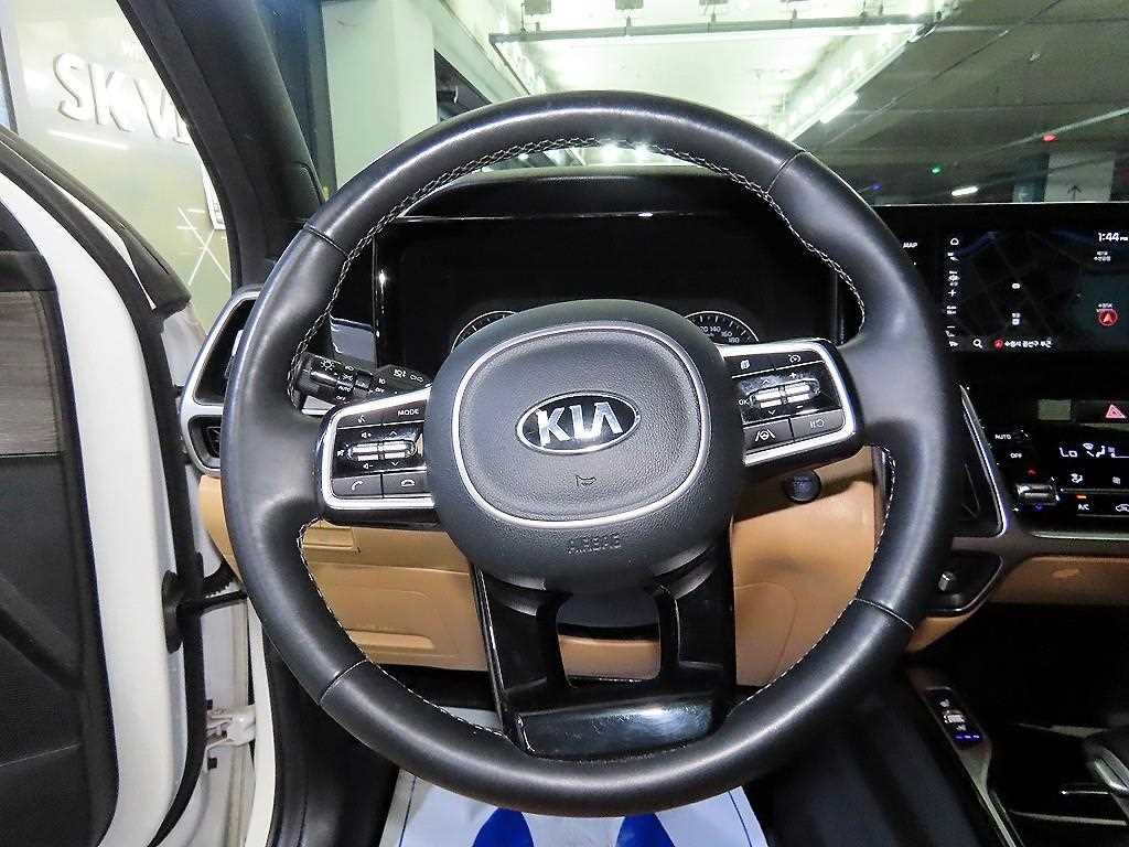 KIA Sorento - Vista 8