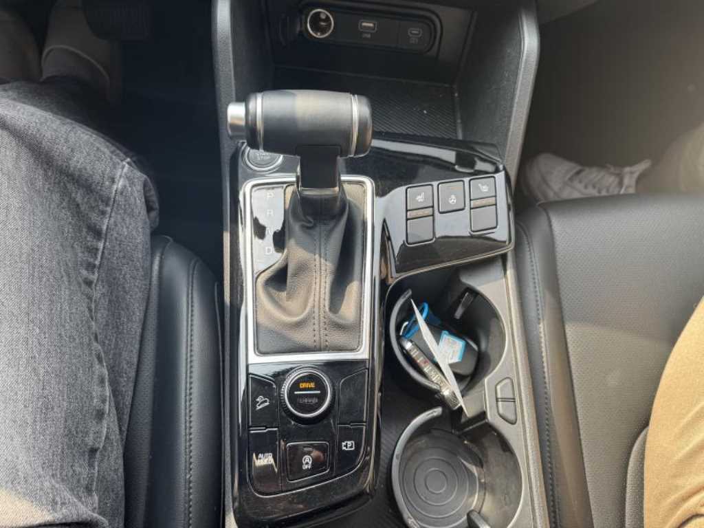 KIA Sportage - Vista 8