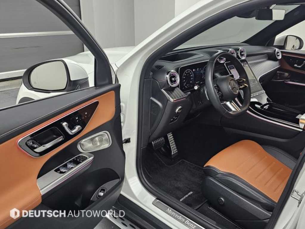 Mercedes Benz GLC Class - Vista 11