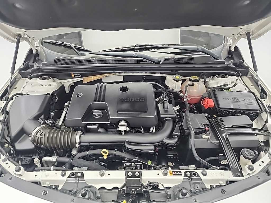 Chevrolet Malibu - Vista 6