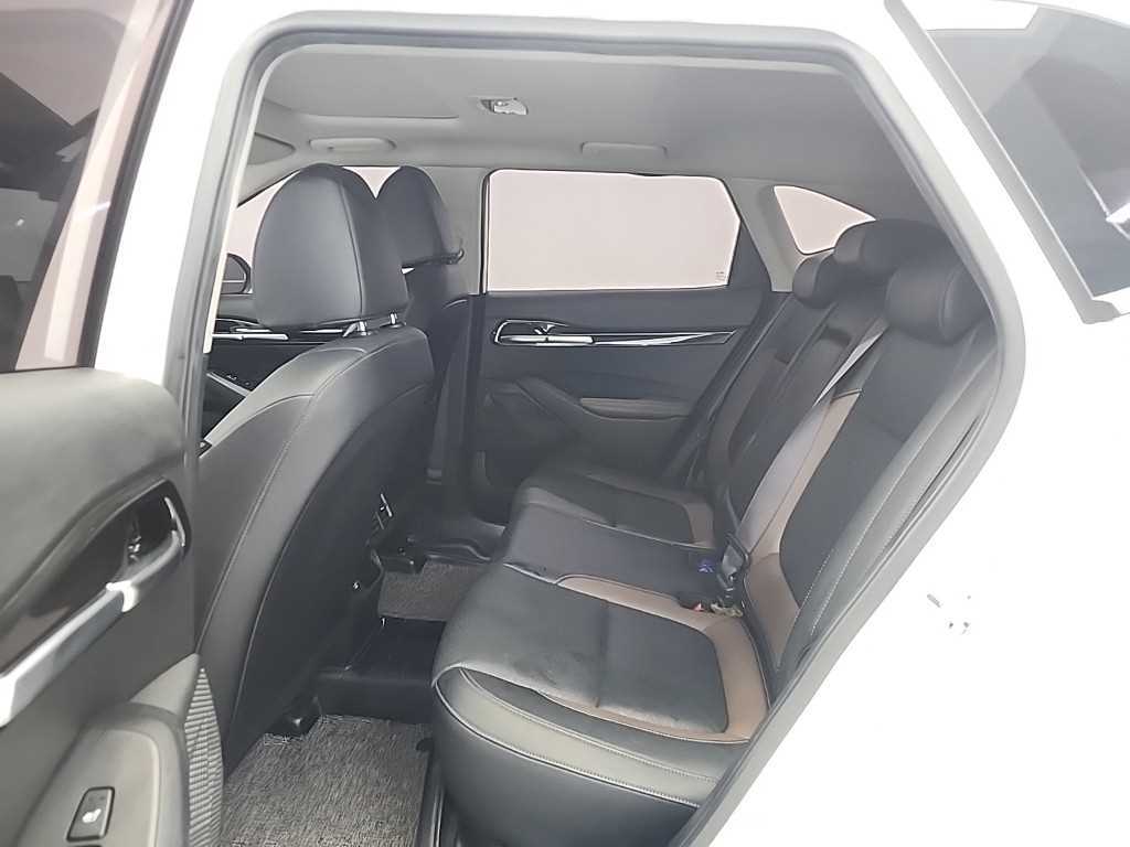 KIA Seltos - Vista 12