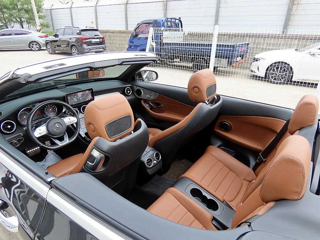 Mercedes Benz C Class - Vista 11