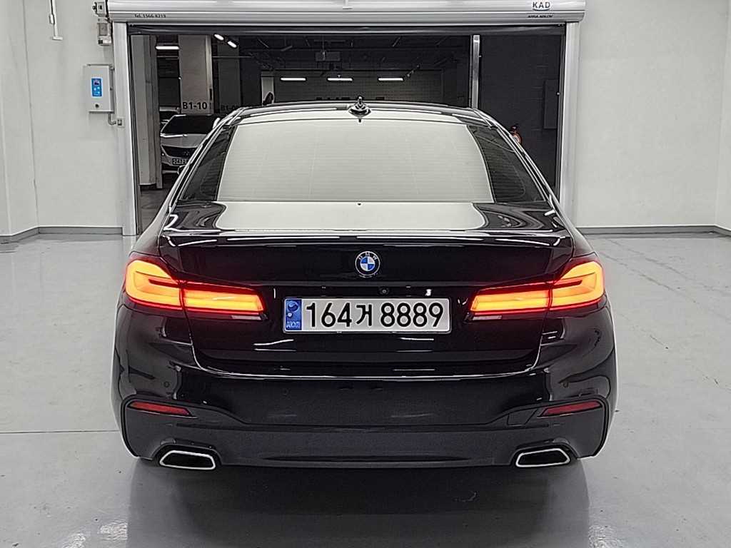 BMW 5 Series - Vista 3