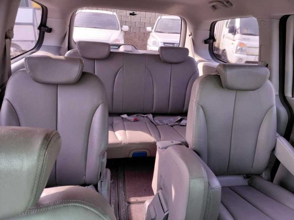 KIA Carnival 2014 Plateado - Importación desde Corea - HF Imports Iquique - Foto 16