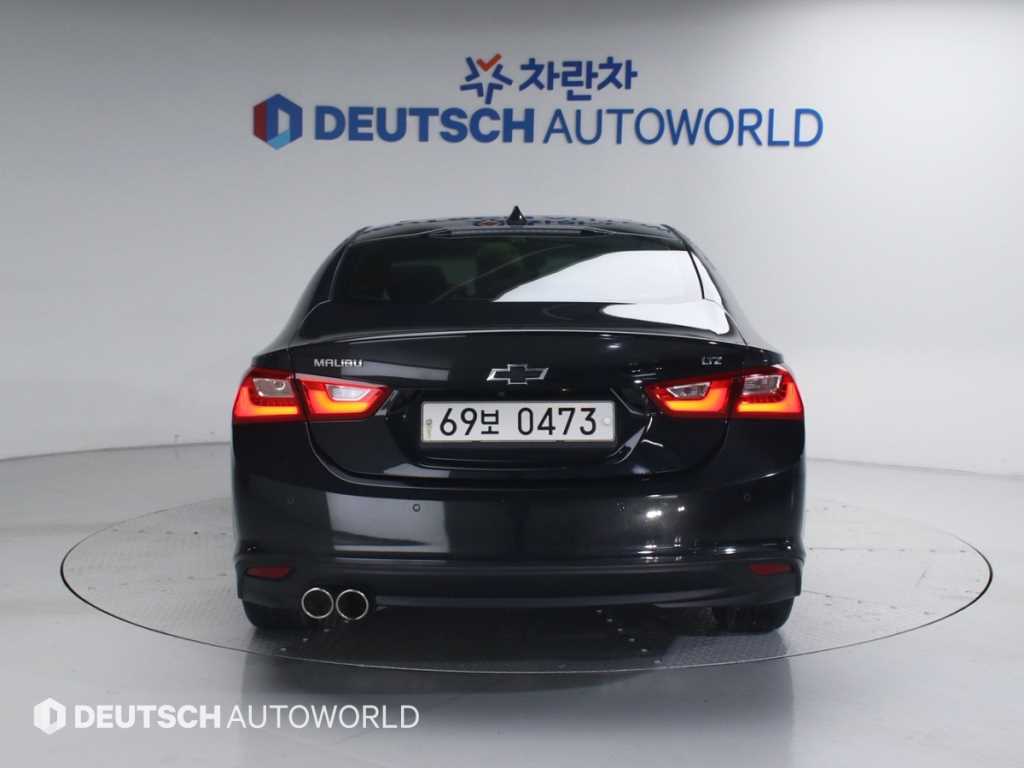 Chevrolet Malibu - Vista 4