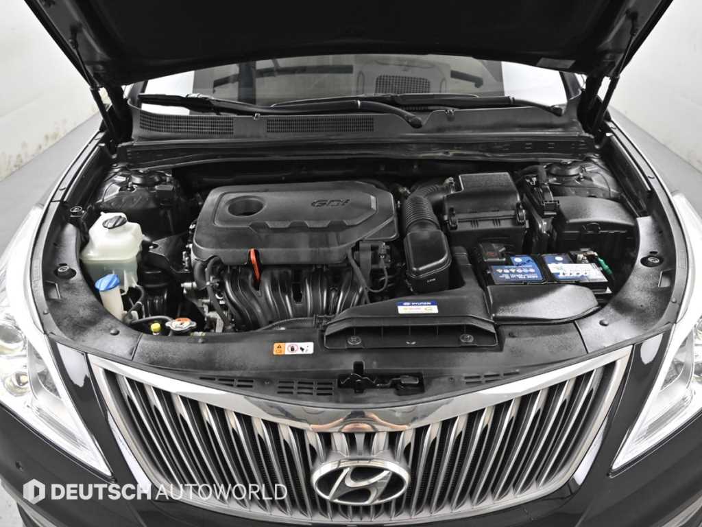 HYUNDAI Grandeur - Vista 6