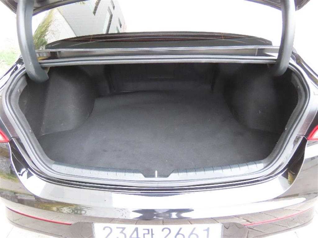 KIA K5 2022 Negro - Importación desde Corea - HF Imports Iquique - Foto 18