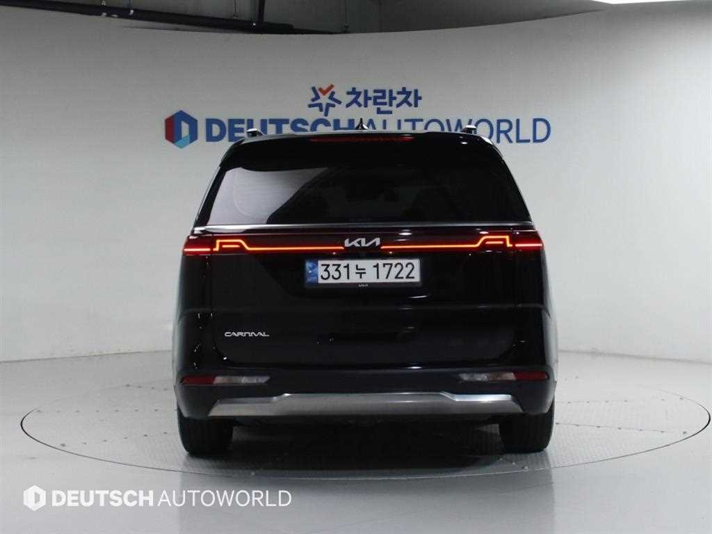 KIA Carnival - Vista 4