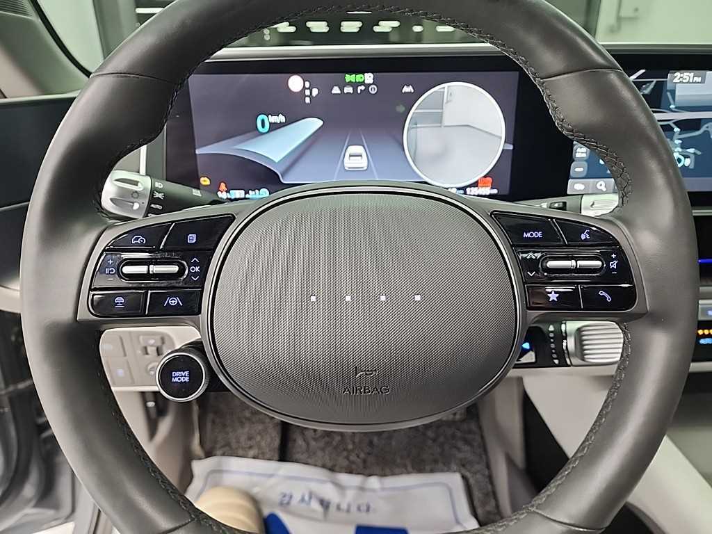 HYUNDAI Ioniq 6 - Vista 9