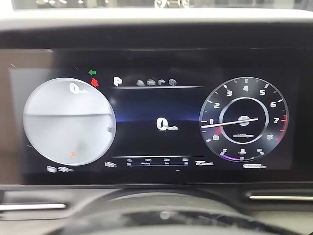 KIA Carnival - Vista 6