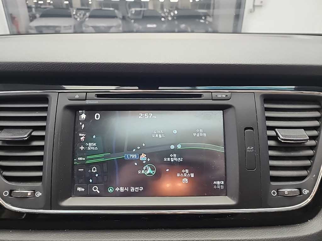 KIA Carnival 2016 Negro - Importación desde Corea - HF Imports Iquique - Foto 16