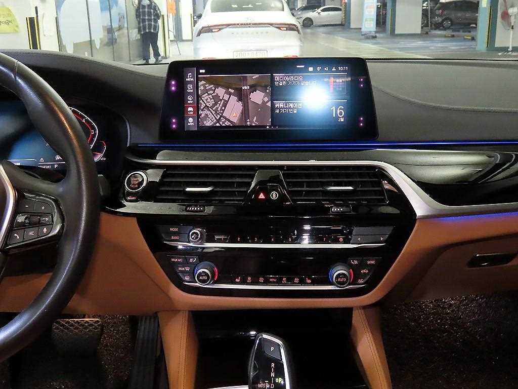 BMW 5 Series - Vista 11