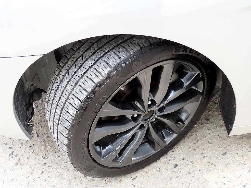 HYUNDAI i40 2013 Plateado - Importación desde Corea - HF Imports Iquique - Foto 1