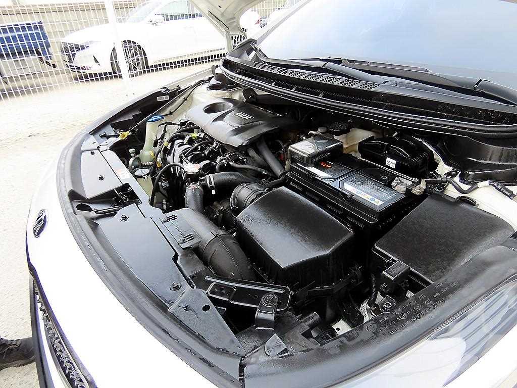 KIA K3 2016 Blanco - Importación desde Corea - HF Imports Iquique - Foto 17