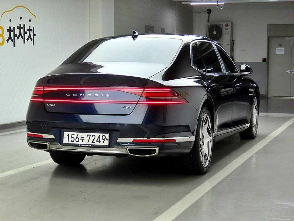 Genesis G90 - Vista 4