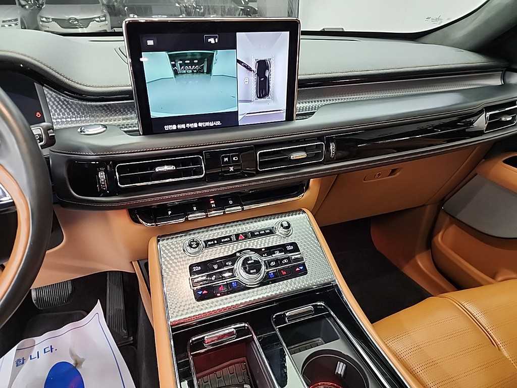 Lincoln Aviator - Vista 10