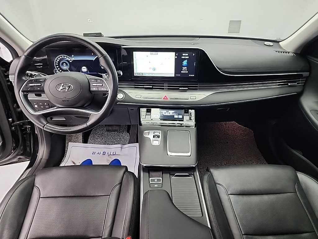 HYUNDAI Grandeur - Vista 7