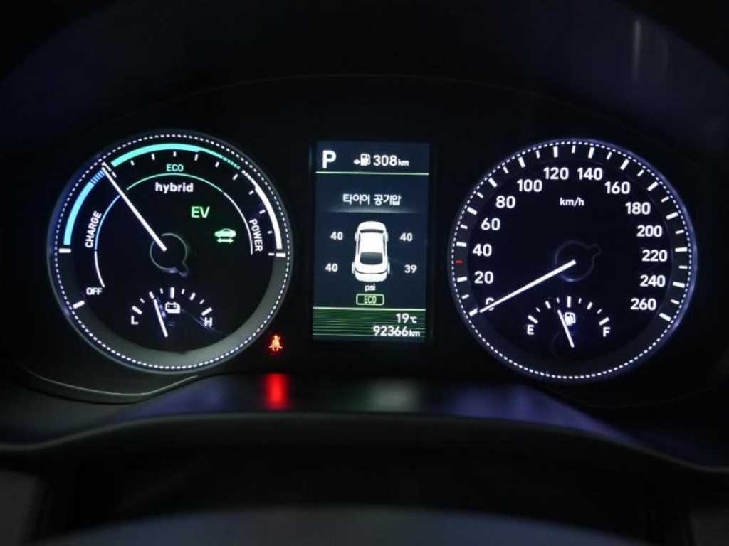 HYUNDAI Grandeur - Vista 8