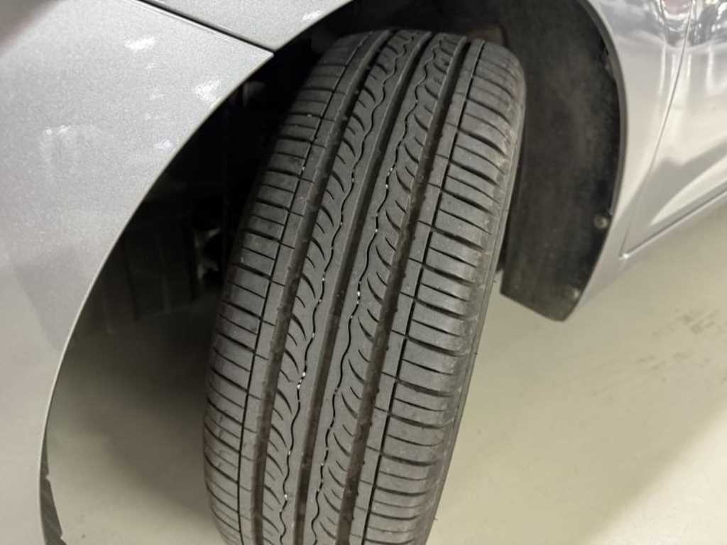 HYUNDAI Avante 2012 Plateado - Importación desde Corea - HF Imports Iquique - Foto 16